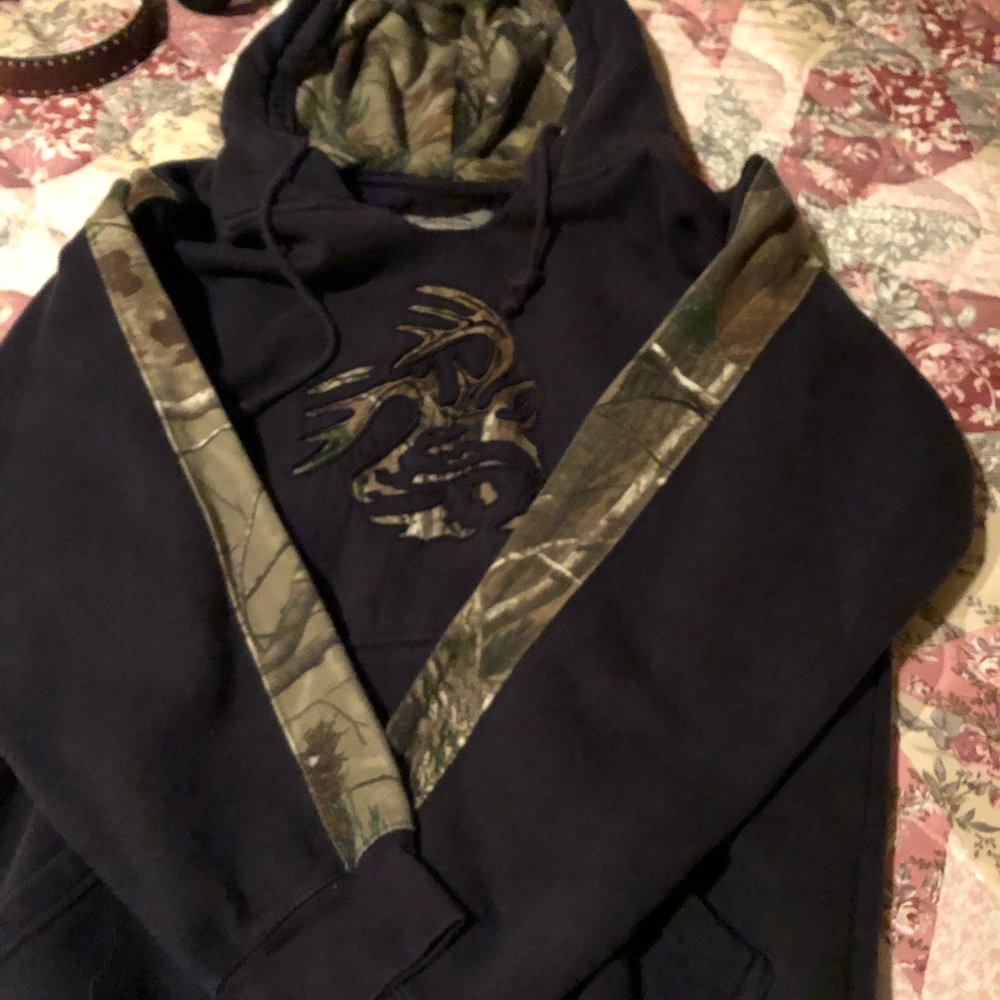 Men’s Legendary Whitetails hoodie